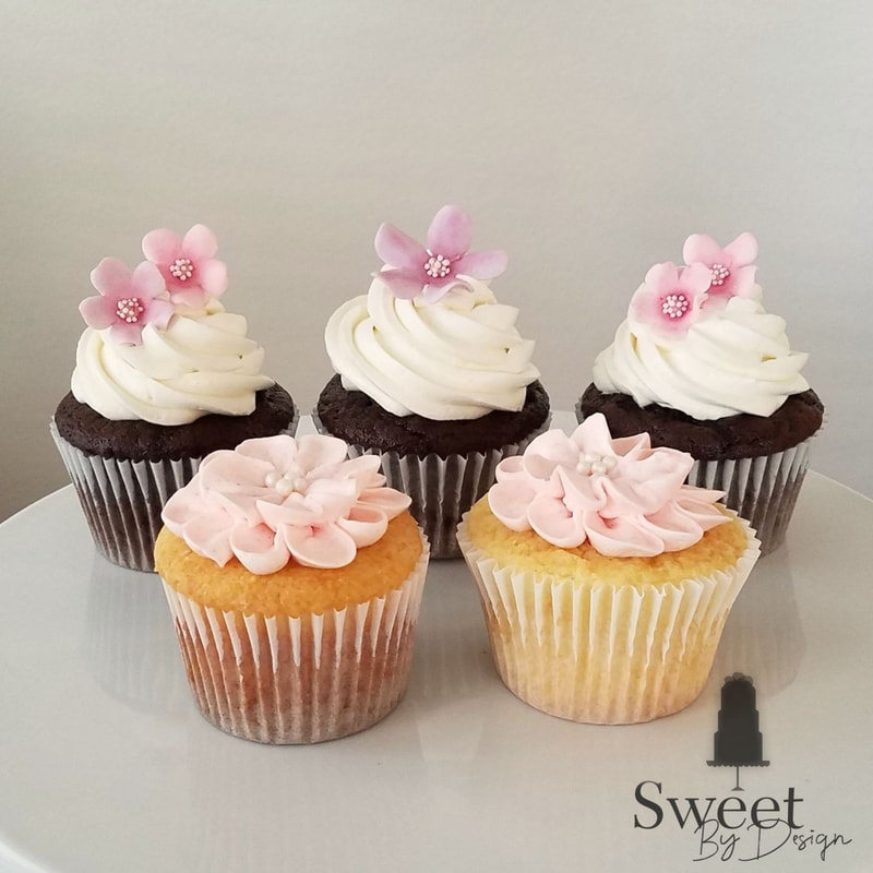 Flower cupcakes by Sweet By Design