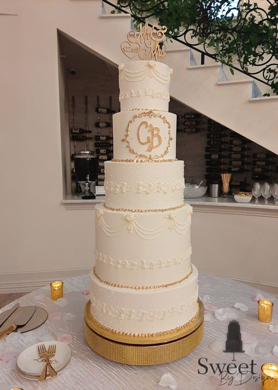 White and Gold Formal Buttercream Wedding Cake