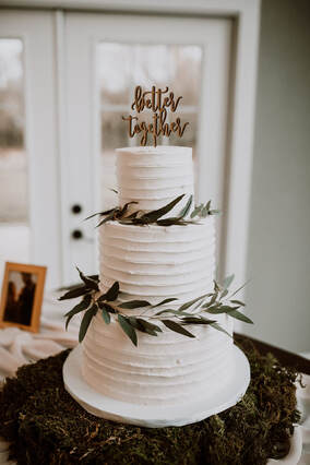 Buttercream texture wedding cake