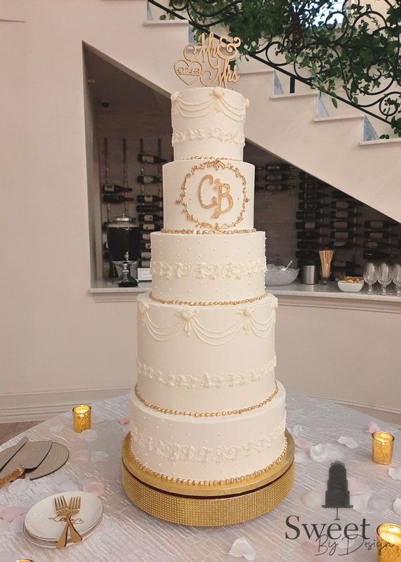 Buttercream scroll wedding cake by Sweet By Design